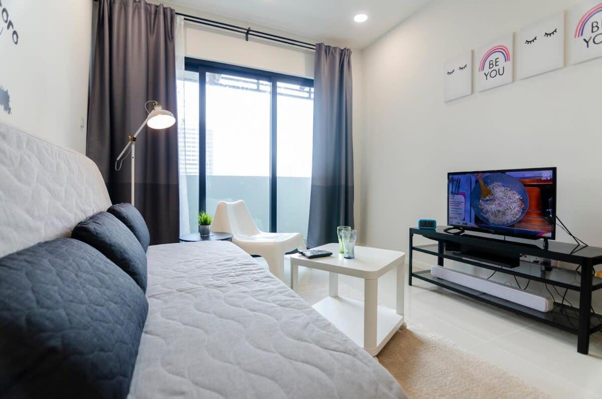 Apartment Totoro Theme In Suasana Jb *